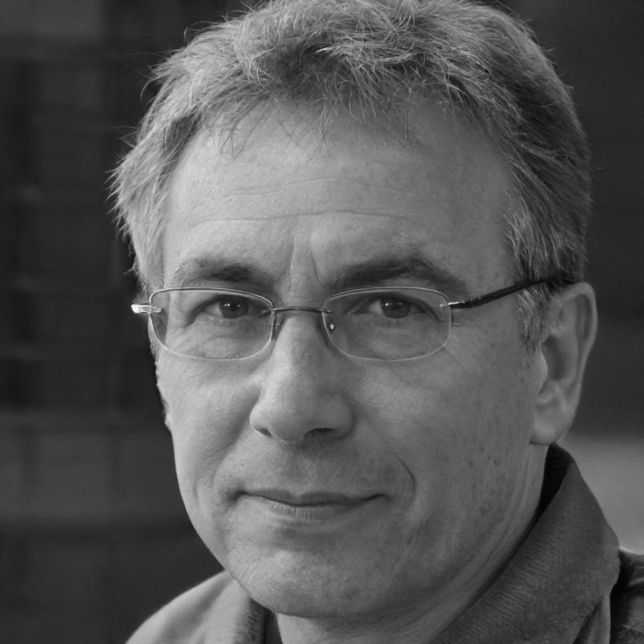 Henrik Lindstrom portrait